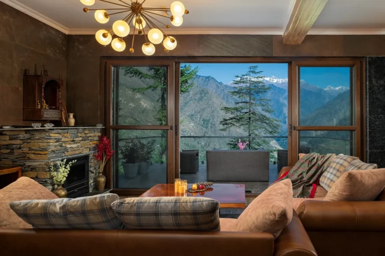 Hillstation Over Tirthan Valley – Banjar