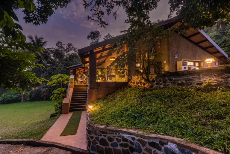 Meadowbrook – Raigad