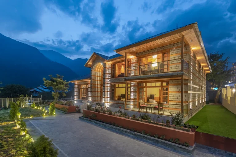 PADM Villa (King Suite) – Manali